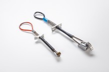 Schiebe-Klemmkeile für schmale Risse mit Flex-Kabel